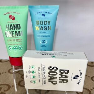 Hand in Hand Bath & Body Set